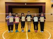 一般女子ダブルス　左から準優勝、優勝、３位の皆さん